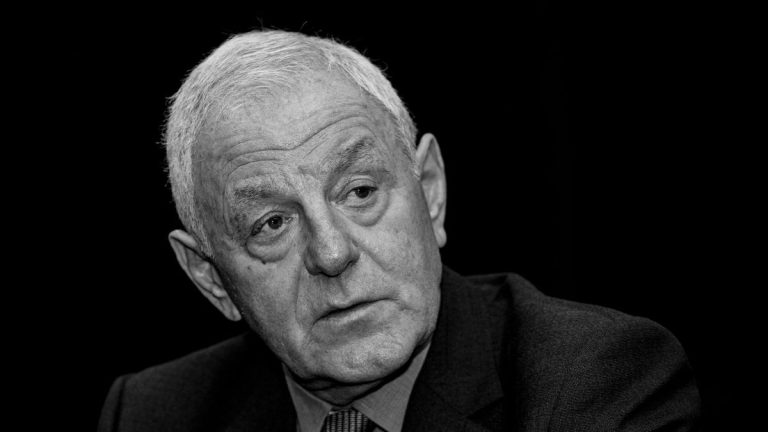 FORMER RANGERS MANAGER WALTER SMITH DIES , AGED 73