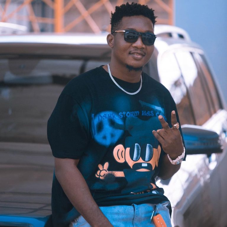 NIGERIAN SINGER GOYA MENOR REVEALS THE TRUE MEANING OF VIRAL ‘CHILL WITH THE BIG BOYS’