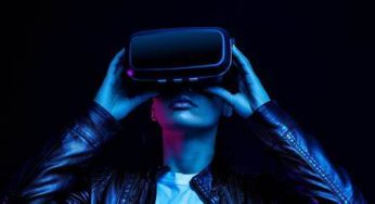 “Phantom Touch Illusion: How Virtual Reality Tricks the Brain Into Feeling Unseen Sensations”
