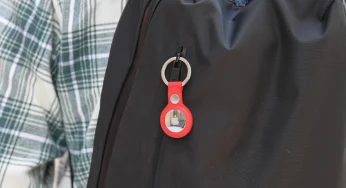 “Apple’s New AirTag Feature Helps Travelers Track Lost Luggage in Real-Time”