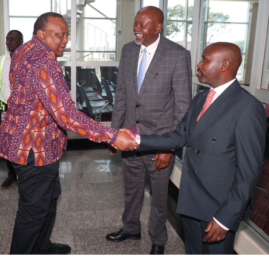 Uhuru Kenyatta Arrives in Kampala Ahead of Museveni’s Swearing-In Ceremony