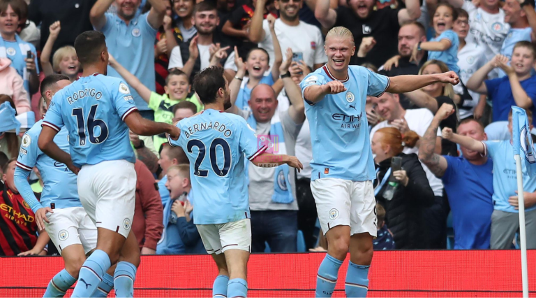 Manchester City Extend Premier League Title Race With 3-0 Win Over Crystal Palace