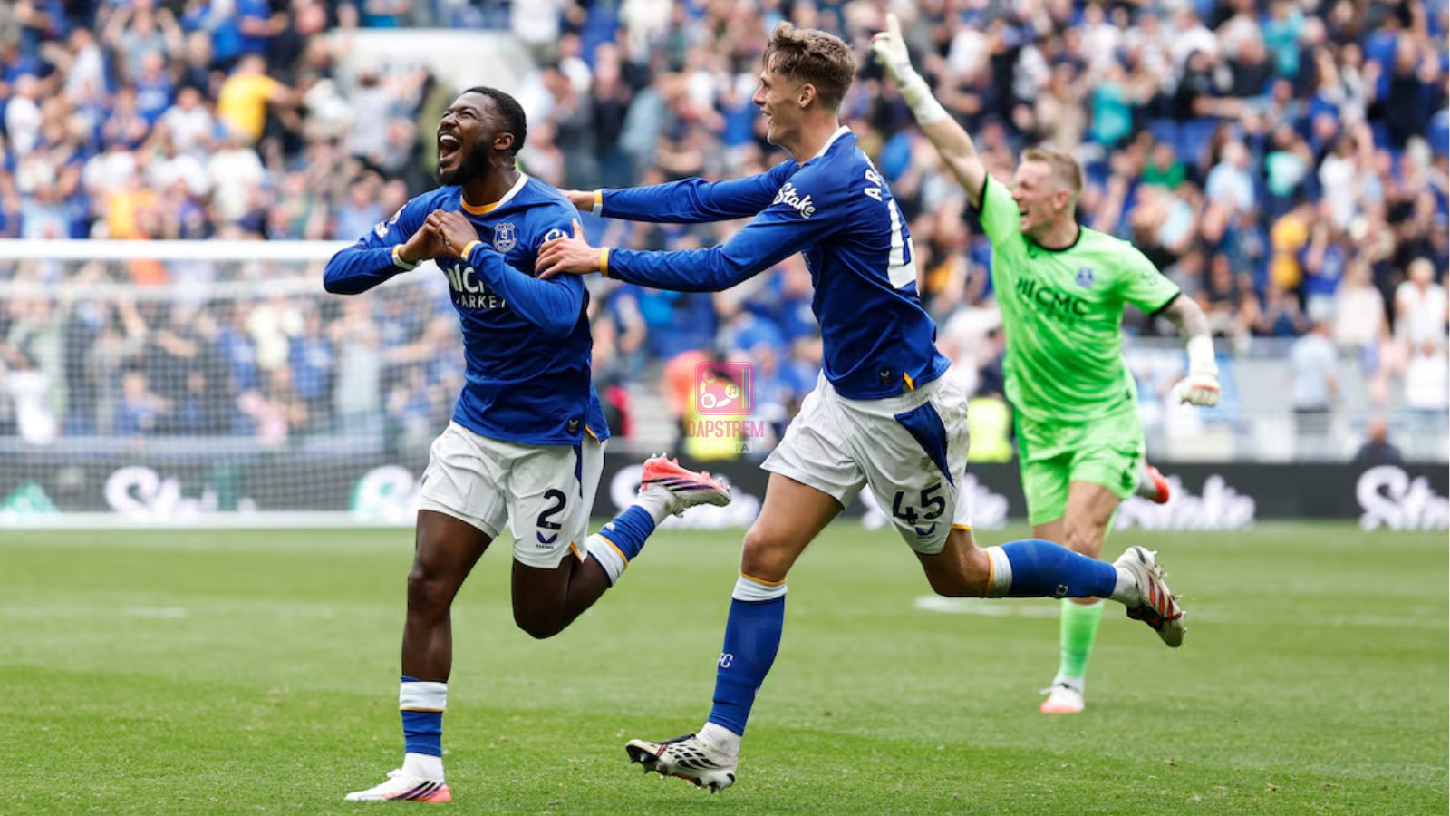 96th-Minute Maitland-Niles Stunner Punishes Manchester United in Crushing 2–2 Draw